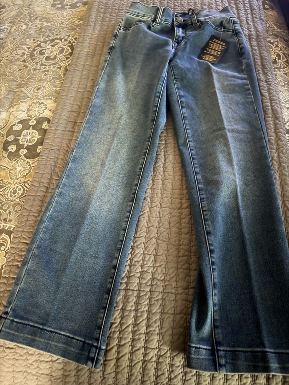 DG2 by Diane Gilman Classic Medium Wash Straight-Leg Jeans NEW WITH TAGS